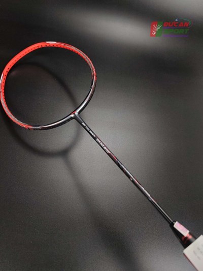 Vợt cầu lông Lining Calibar 600b