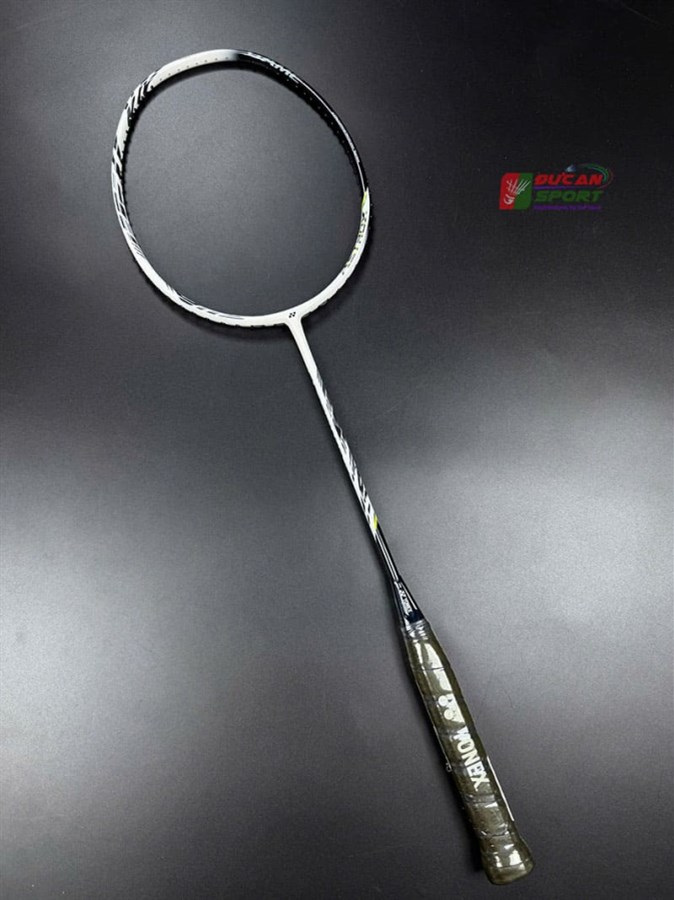 Vợt cầu lông Yonex Astrox 99 Game trắng