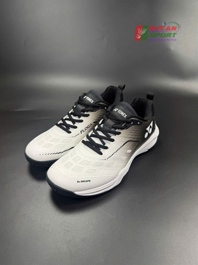 Giày Cầu Lông Yonex Floga Đen Trắng