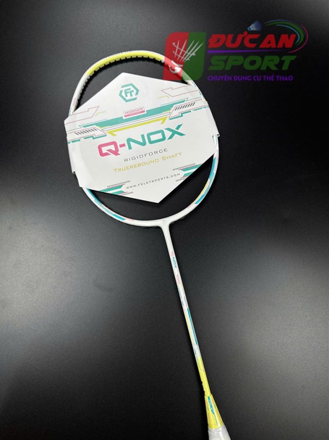Vợt Cầu Lông Felet Q-NOX Trắng Vàng