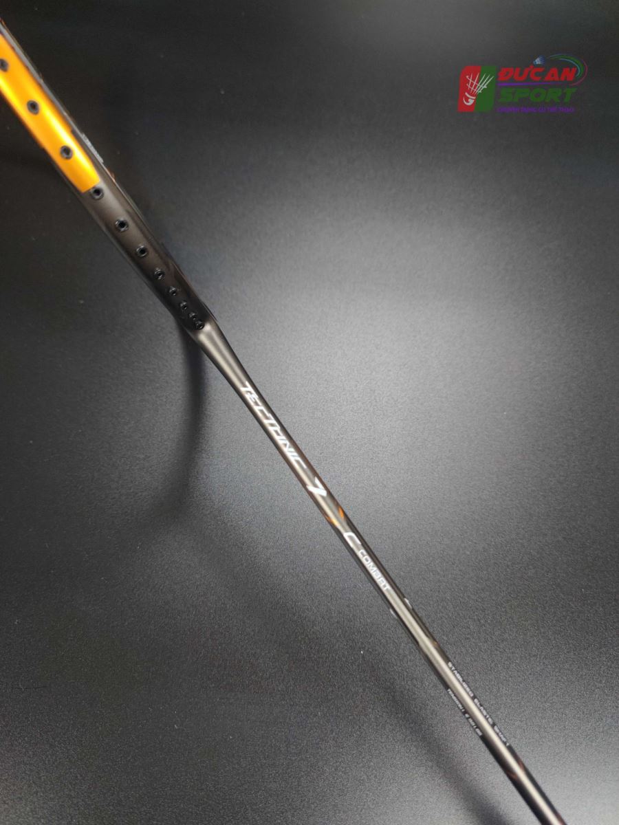 Lining Tectonic 7C áp dụng công nghệ mới nhất như Dynamic Optimum Frame, BIO Inner Cone