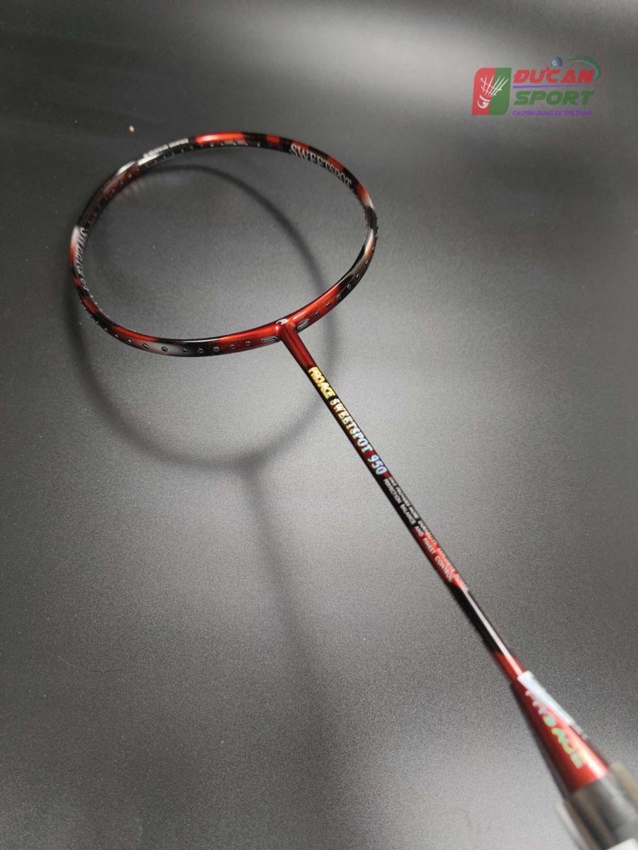  Proace Sweetsport 950 là cây vợt thiên về tấn công